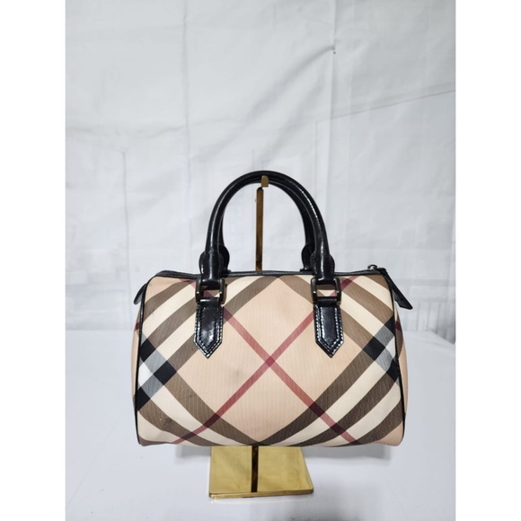 Authentic Burberry Nova Check PVC and Patent Leather Chester Boston Bag - Picture 12 of 15